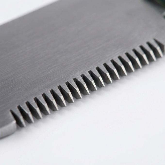 stripping knife with coarse teeth and wooden handle - 2