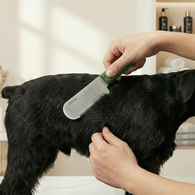 stripping knife with coarse teeth and wooden handle - 6