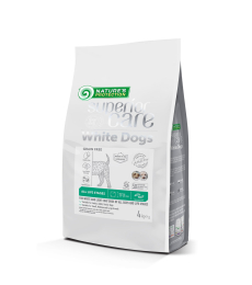 droog graanvrij diervoeder met insecten voor honden van alle groottes en levensstadia met witte vacht